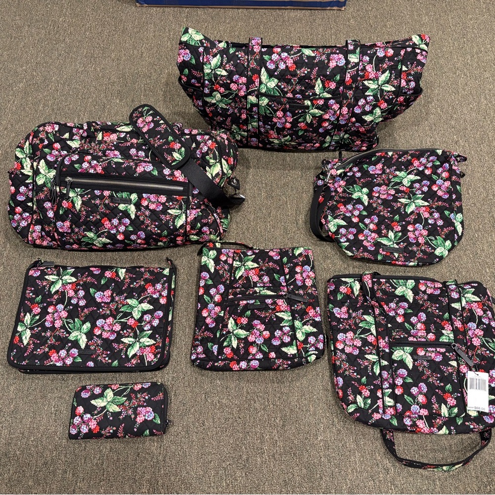 Vera Bradley Winterberry Tote Set